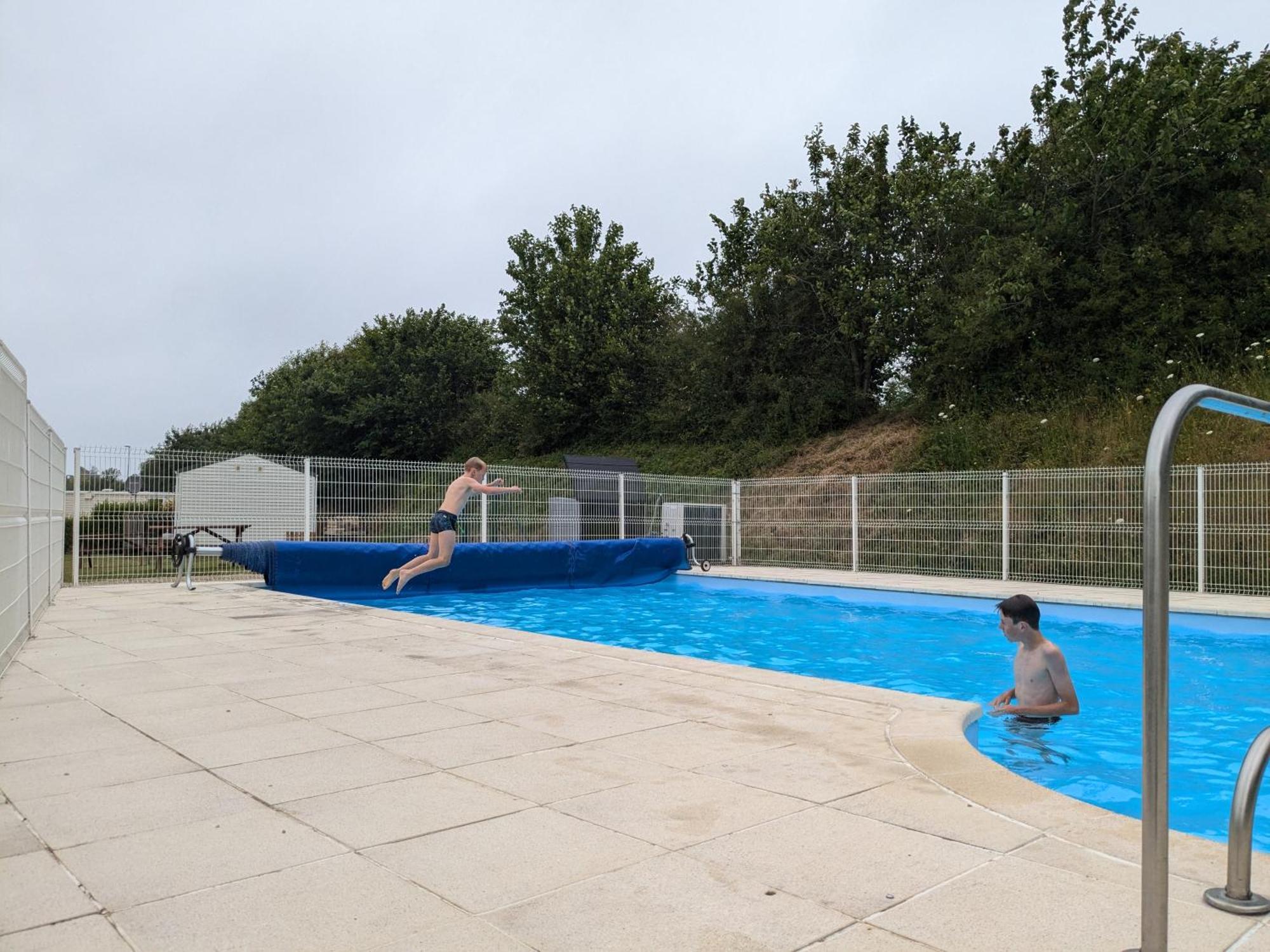 Grand Mobilhome 4 Pers 2025 - Granit Rose - Piscine Kermaria-Sulard Exterior foto
